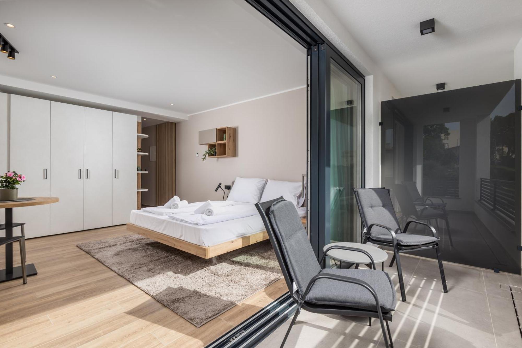 Belinda Apartments With Balcony & Private Parking Opatija Exterior photo