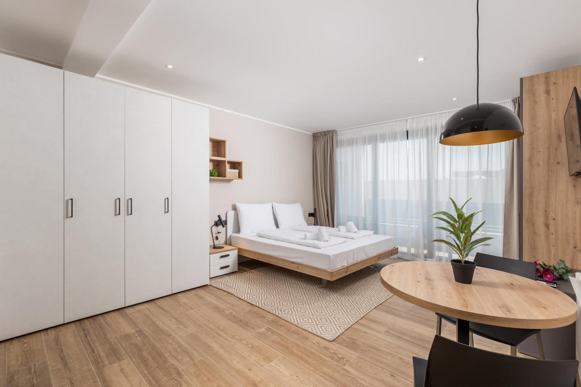 Belinda Apartments With Balcony & Private Parking Opatija Exterior photo