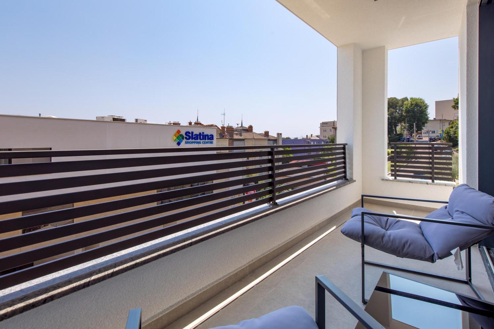 Belinda Apartments With Balcony & Private Parking Opatija Exterior photo