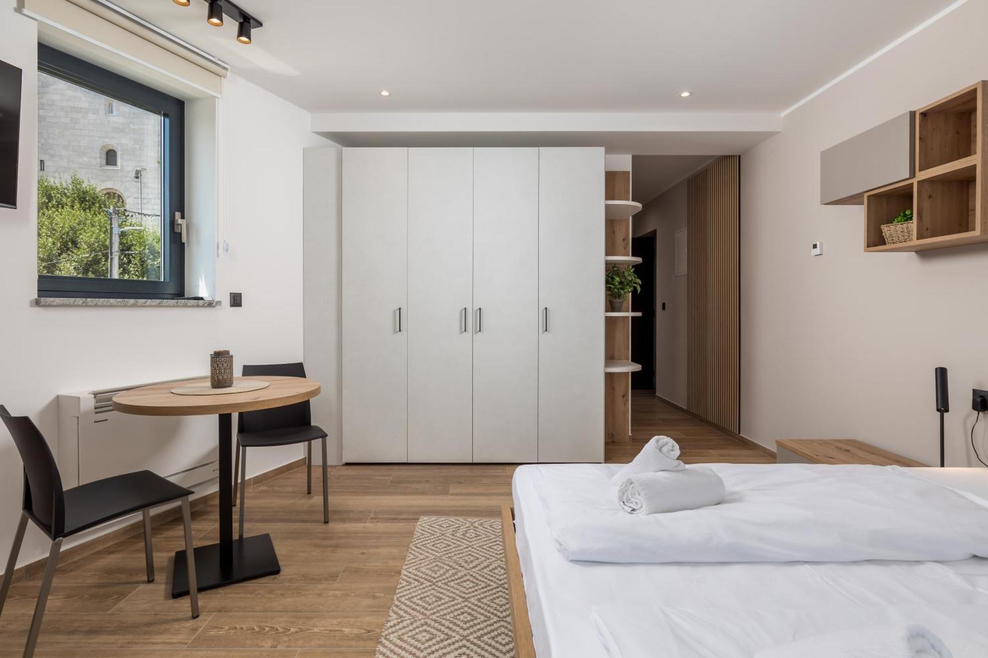 Belinda Apartments With Balcony & Private Parking Opatija Exterior photo